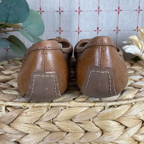 Tory Burch “Cline” Peep Toe Brown Pebble Leather Flats Women's Size 5 M PreLoved - Picture 4 of 5